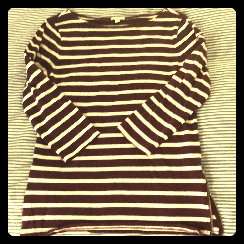 Striped Gap 3/4 Sleeve Tee, Size M